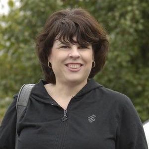 Meet your Posher, Suzanne